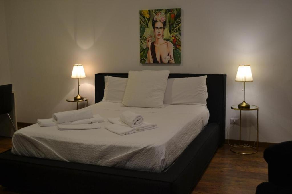 Bed & Breakfast Frida คาตาเนีย ภายนอก รูปภาพ